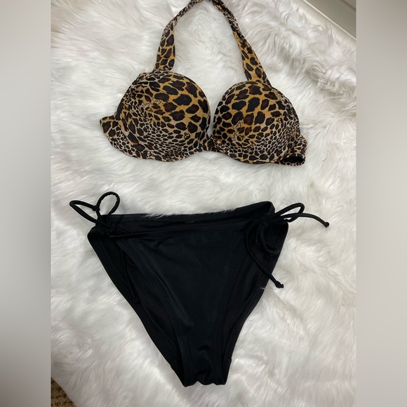 Bombshell Victoria's Secret Brown and Black Leopard Bikini Set - Picture 1 of 12
